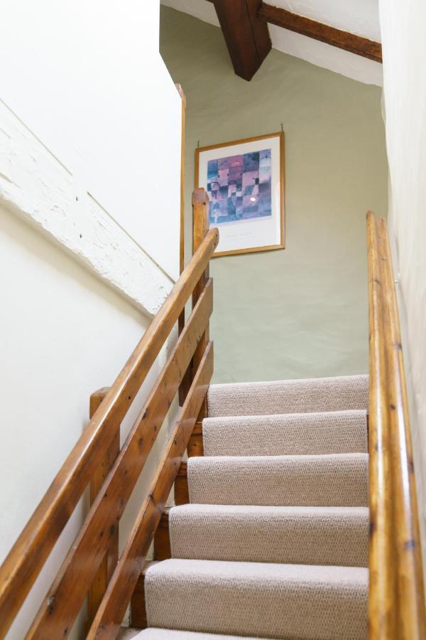 Holiday home Brynarth Country *