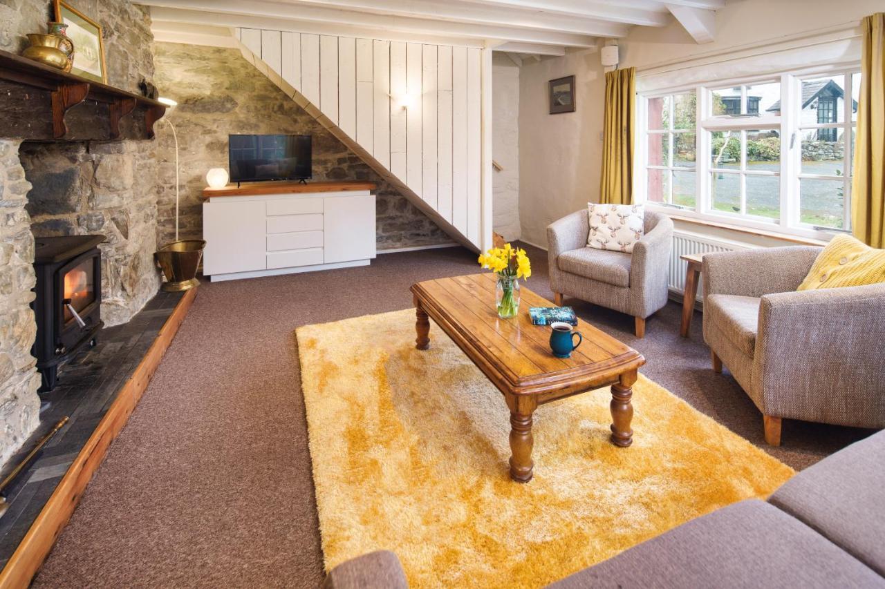 Holiday home Brynarth Country
